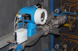WirelessHART Tranmitter Connected to Coriolis Flowmeter WirelessHART Tranmitter Connected to Coriolis Flowmeter