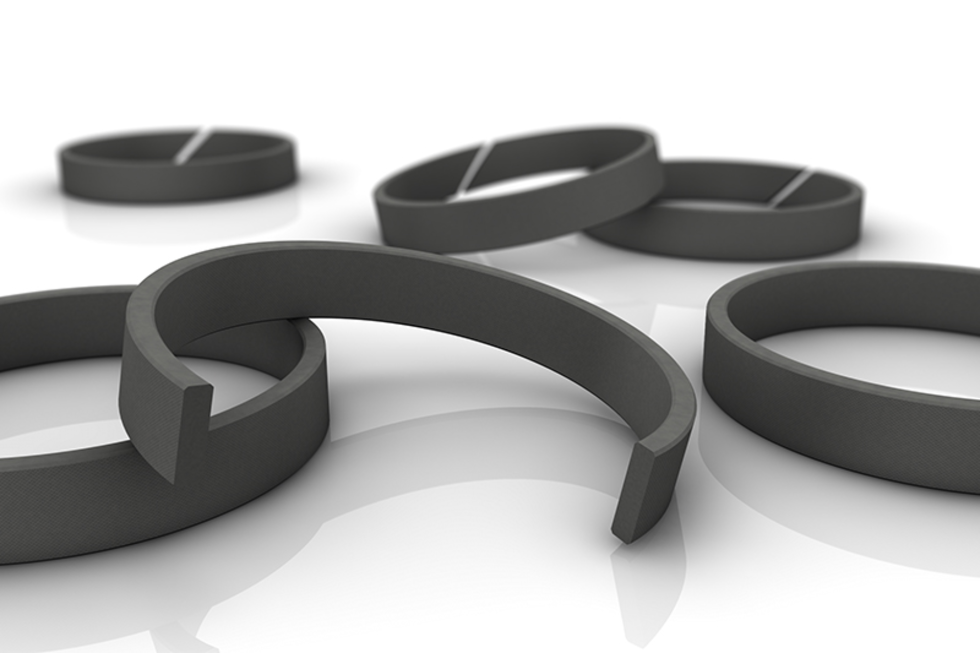 Wear rings prevent metal-to-metal contact and thus optimize the performance of the sealing system. All graphics courtesy of Trelleborg Sealing Solutions