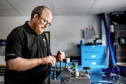 Figure 2: Standardized, configurable gas delivery systems from Swagelok enable the chemical company to quickly replace gas distribution panels to keep operations running. Figure 2: Standardized, configurable gas delivery systems from Swagelok enable the chemical company to quickly replace gas distribution panels to keep operations running.