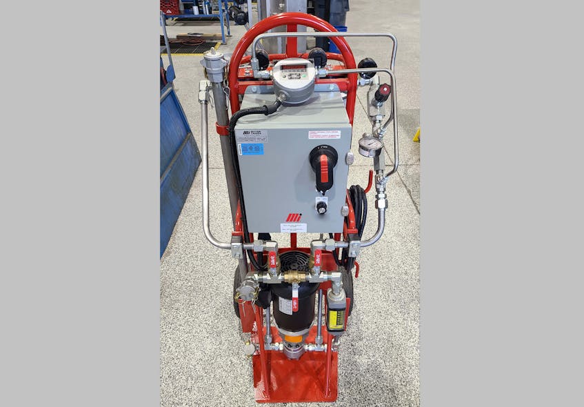 Figure 1: This filter cart has an internally plumbed particle counter to display ISO/SAE counts and temperature. This allows for real-time monitoring and verification of lubricant integrity during equipment installations and servicing.