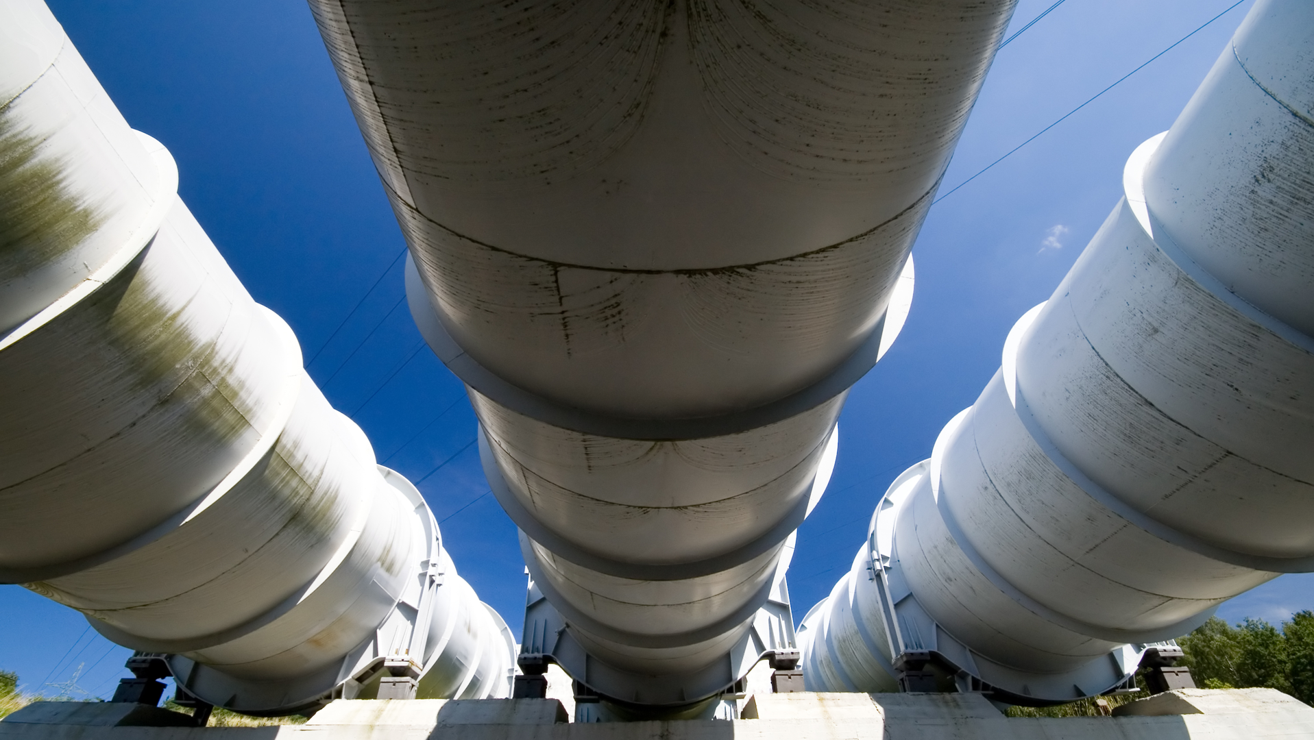 A 2019 study by the International Water Association estimated that approximately 346 billion liters of treated water are lost every day from pipelines worldwide.