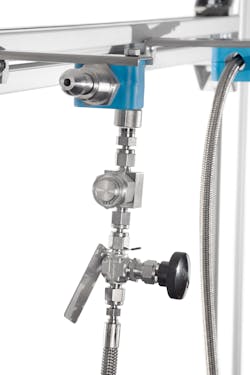 Figure 4: A source inlet establishes a connection between the high-pressure gas source and the distribution system and ensures that gas can be safely fed into the primary gas pressure control or automatic changeover. Figure 4: A source inlet establishes a connection between the high-pressure gas source and the distribution system and ensures that gas can be safely fed into the primary gas pressure control or automatic changeover.