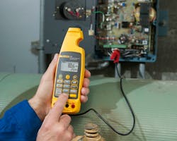 A Fluke 773 mA Process Clamp Meter can handle most of the troubleshooting and calibrating measurements you need to find and mitigate control signal issues.