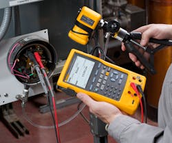 With the right calibrator in your tool bag, like the Fluke 754 Documenting Process Calibrator, you can calibrate, maintain and troubleshoot throughout your facility. With the right calibrator in your tool bag, like the Fluke 754 Documenting Process Calibrator, you can calibrate, maintain and troubleshoot throughout your facility.