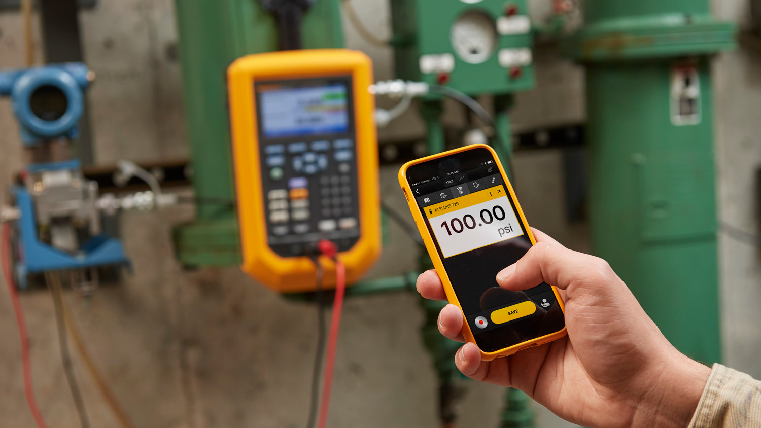 The Fluke 729 Automatic Pressure Calibrator can automatically document your pressure test results, allowing you to operate with the highest level of accuracy and test integrity.