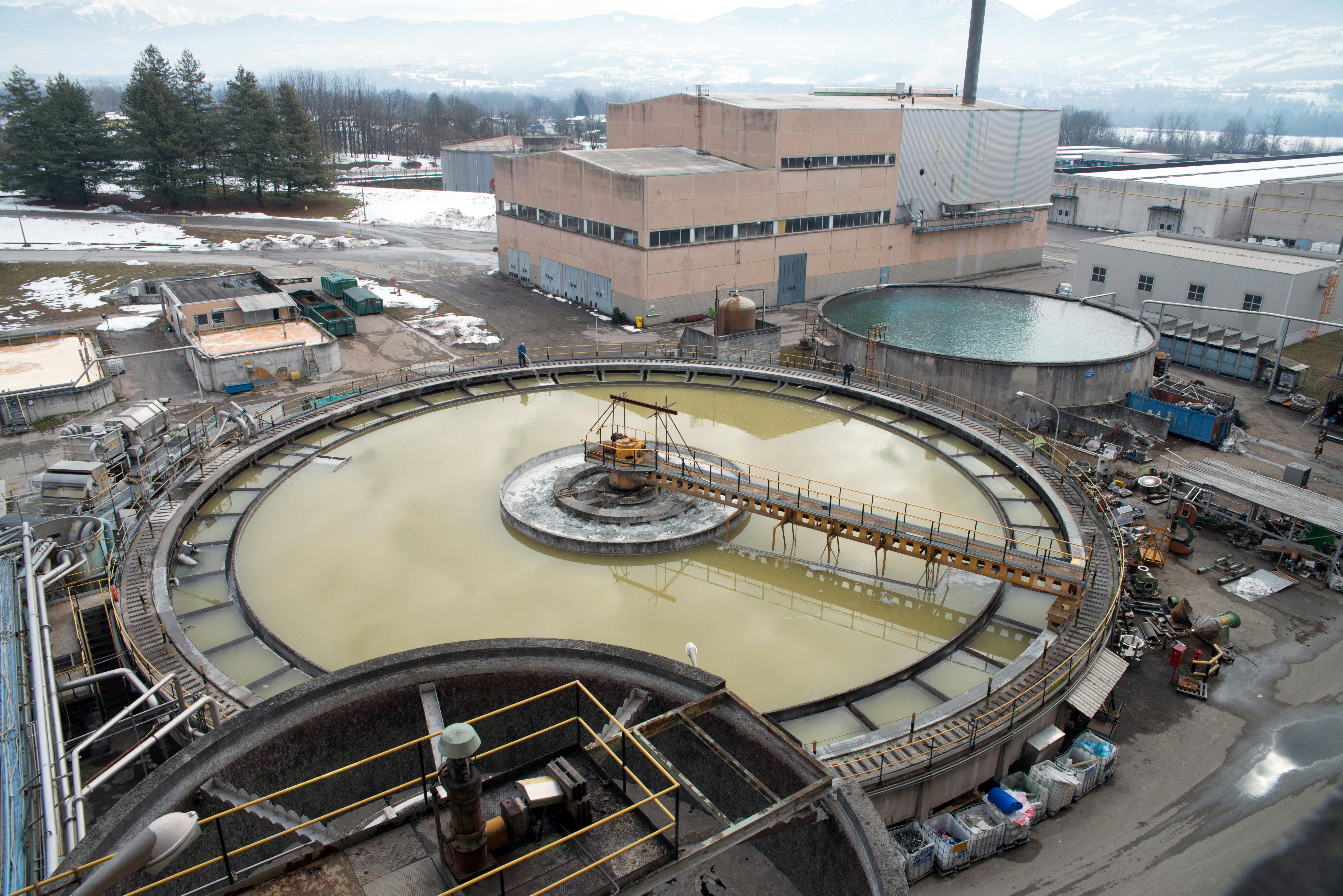 669ecabdb208d45629fca555 Dreamstime Xxl 48276488